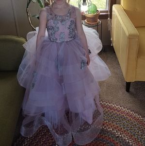 Formal little girl's gown 4 - 5 y
